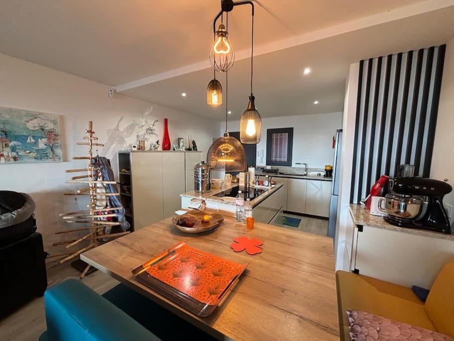 T3 Luxe, Vue Mer-piscine, A Pied Appartement