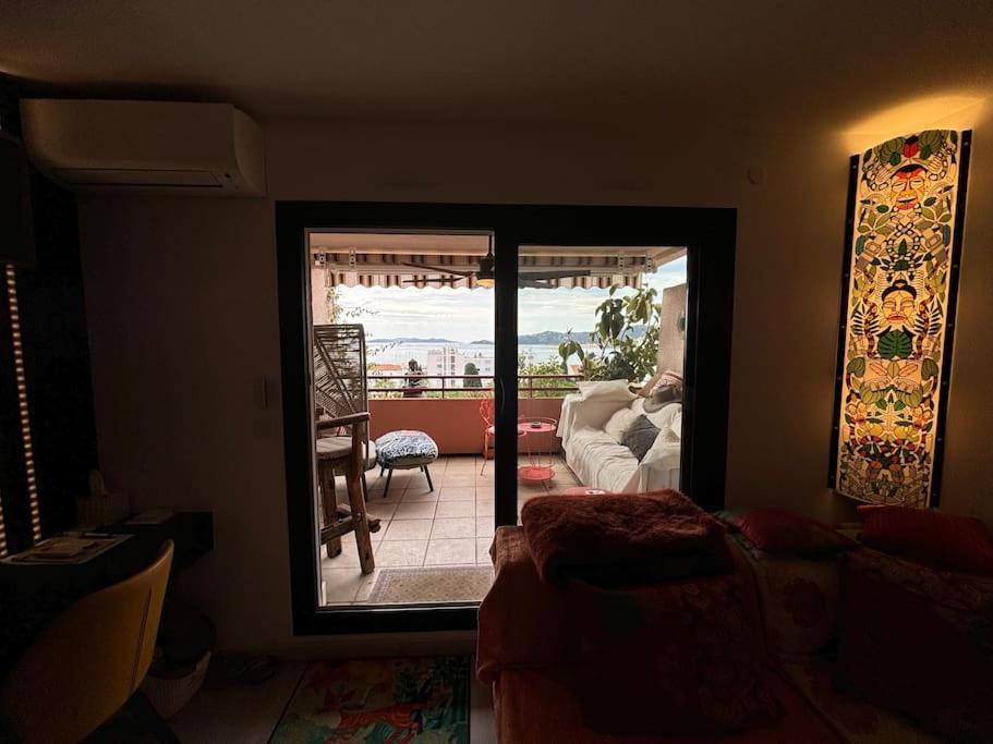 T3 Luxe, Vue Mer-piscine, A Pied Appartement Le Lavandou